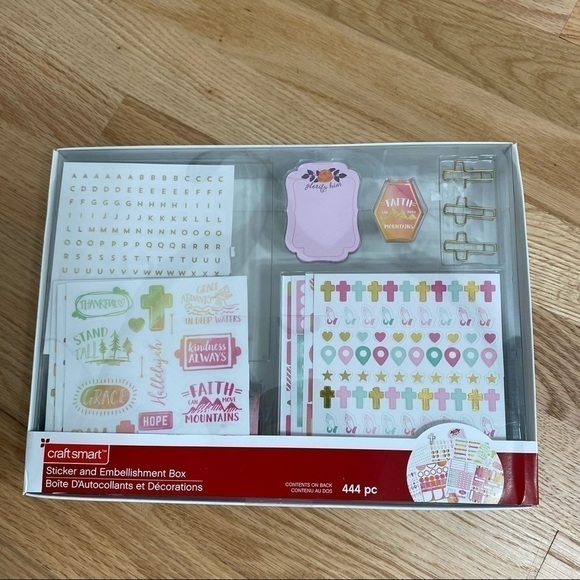 Craftsmart Sticker & Embellishment Box NEW 444 Pieces Scrapbooking - Picture 2 of 3